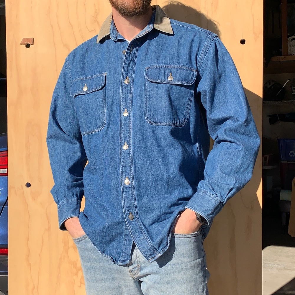 Denim shirt with corduroy collar (Medium)